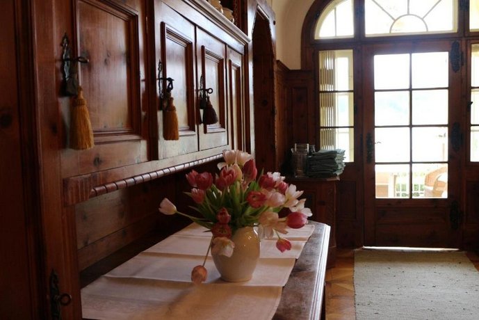 Hotel Seeschlossl Velden