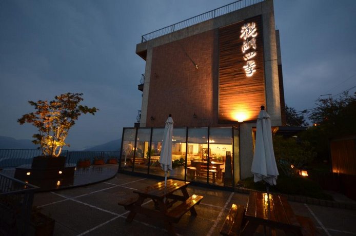 Guanhu Siji Minsu B&B