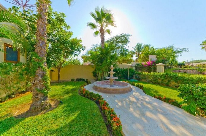 Villa De Phoenix
