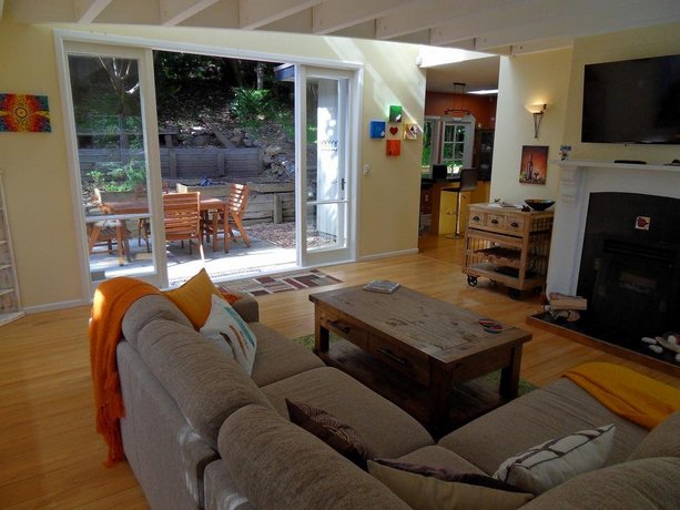 Atahu Cottage