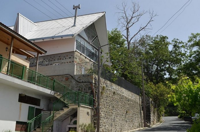 Prodromos Village House