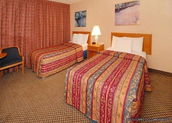Clarion Hotel & Convention Center - Atlantic City West