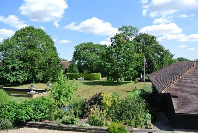 Frith Farm House Cottages