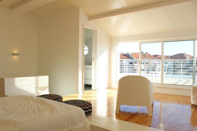 The Porto Concierge - Over the rooftop
