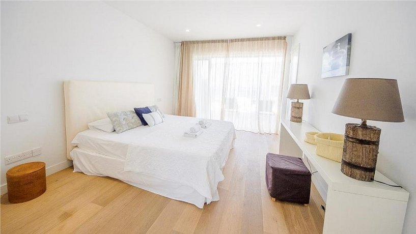 Oceanview Luxury Villa 100