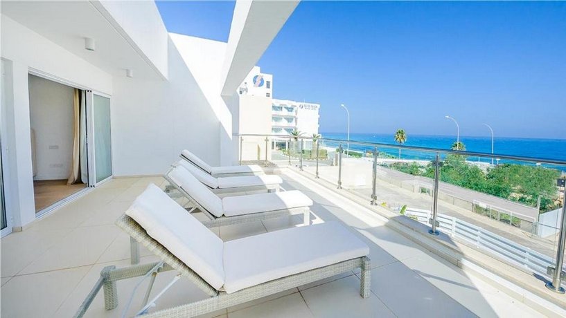 Oceanview Luxury Villa 100