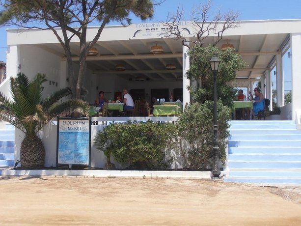 Dolphin Studios