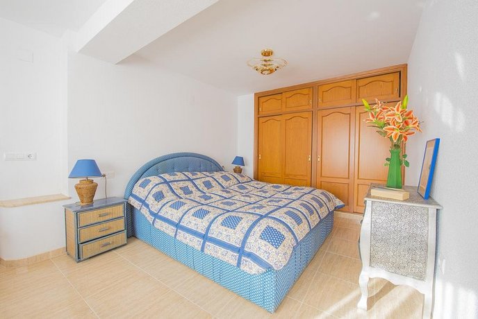 Villa Cronos