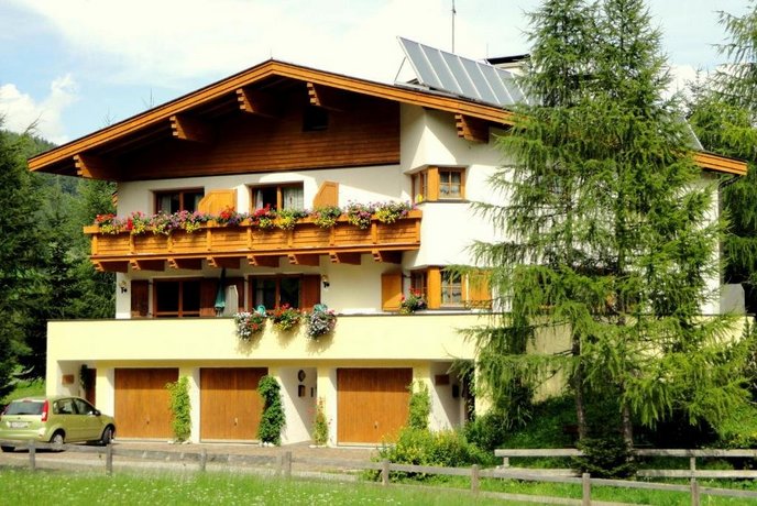 Ferienhaus - Appartements Padrins Obernberg am Brenner Austria thumbnail