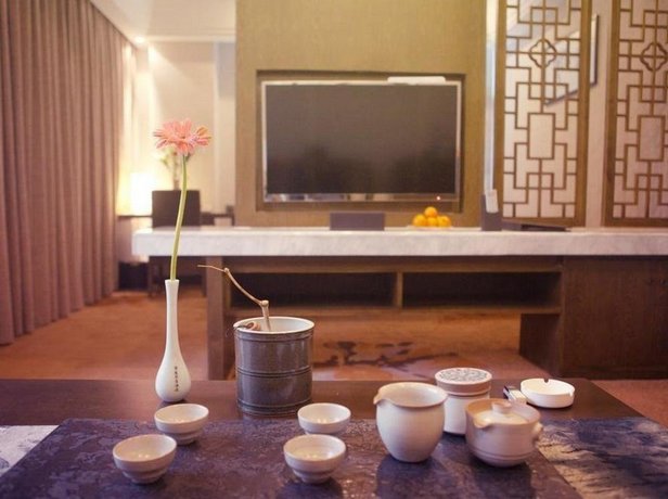 Huanglong Impression Hotel