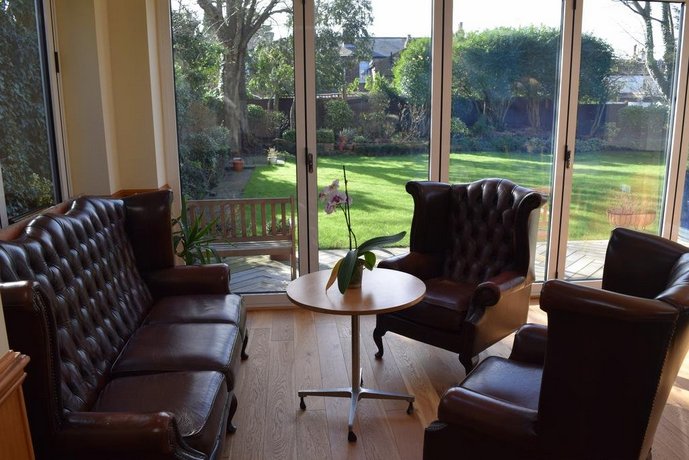 Heatherbank Guest House London