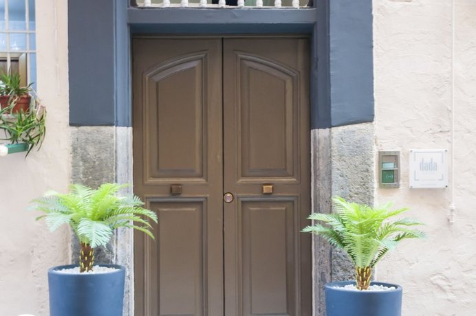 Dada Suite