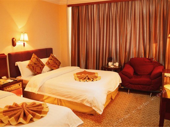 日照山孚大酒店