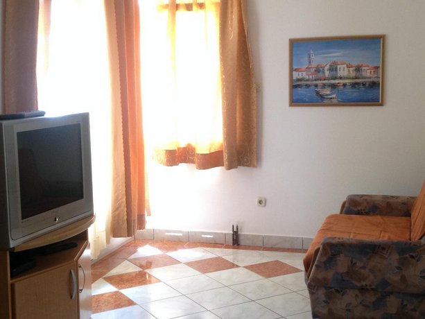 Apartments Kresic Neum