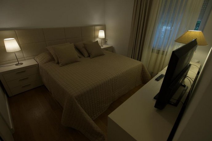 Rooms Villa Ropus