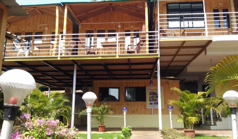 Avelina Guest House