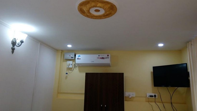 Avelina Guest House