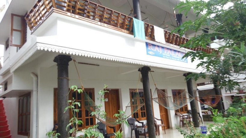 Raj Palace Home Stay