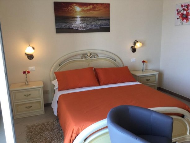 Holiday Rentals Taormina