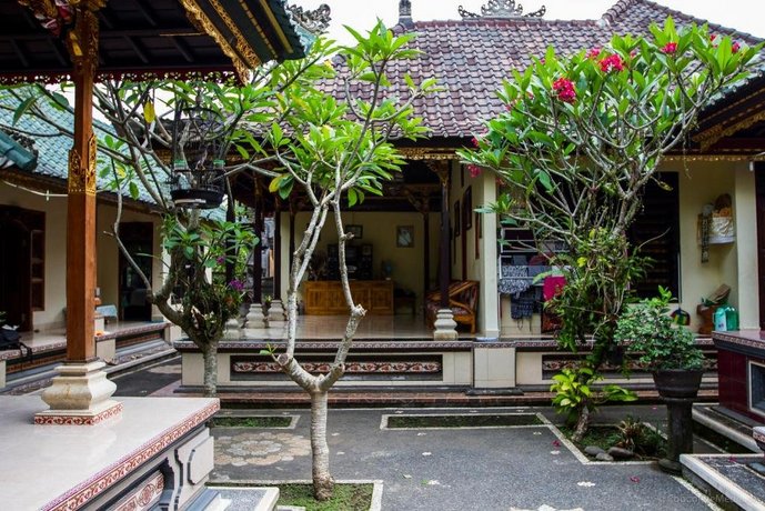 Tri Upasedana House Ubud