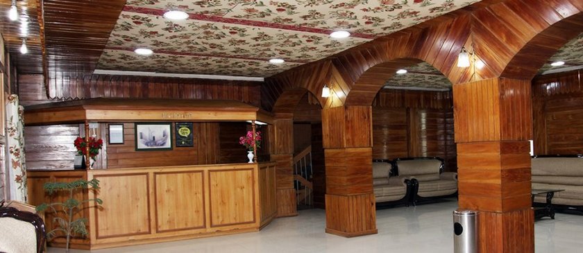Hotel Zamrud