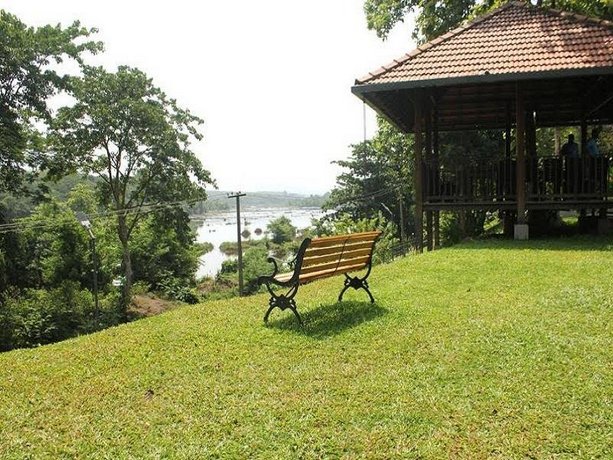 Whispering Waters Cochin