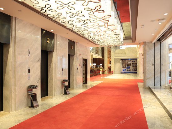 Days Hotel & Suites Tongce Shilin