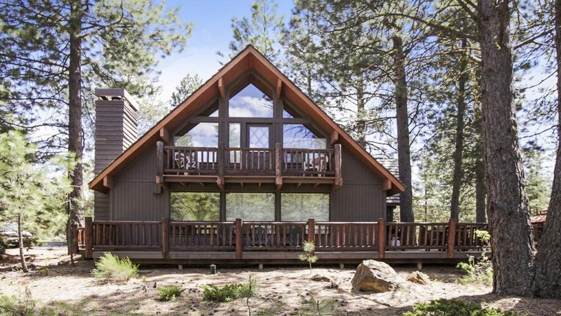 Crag 10 Holiday Home