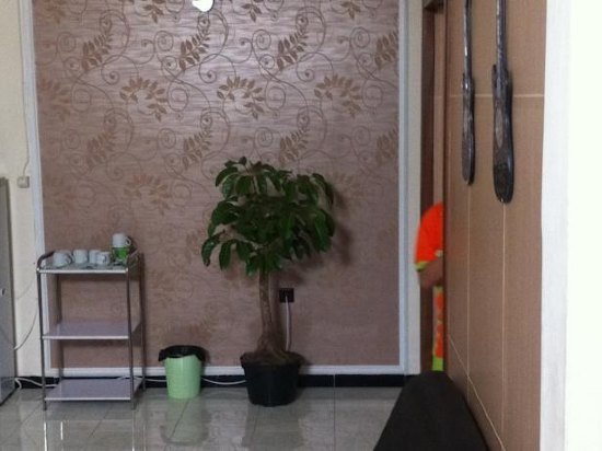 Cabin Hotel Sutomo