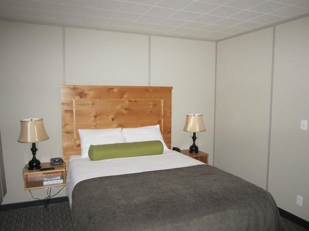 Triple J Hotel