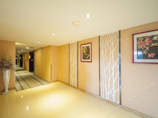 Nantong Mo'er Holiday Hotel