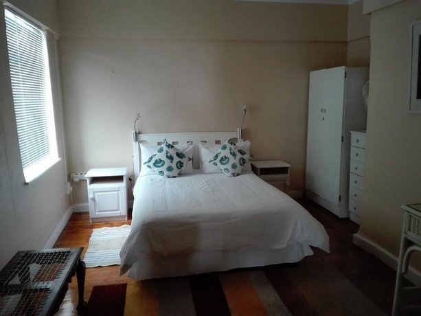Swiss Cottage Guest House