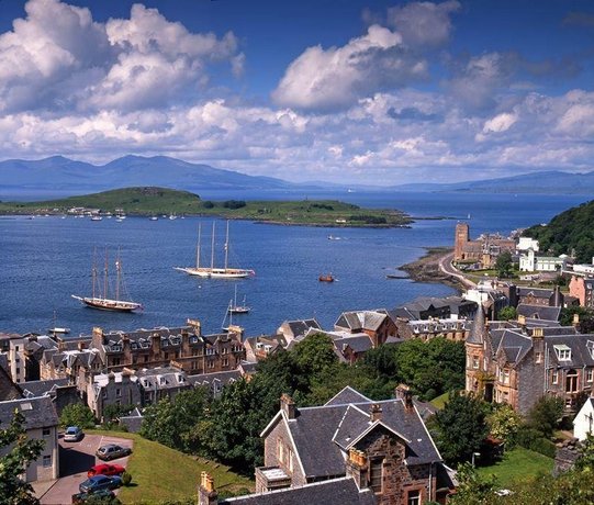 Clan Cottages