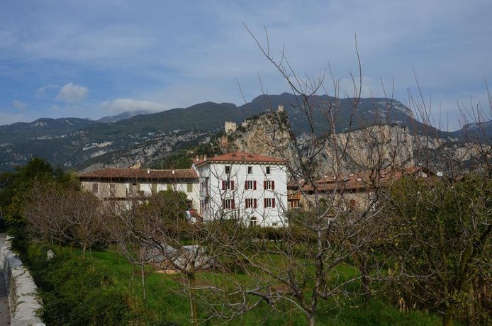 Palazzo Oltre
