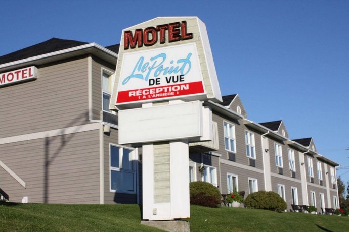 Motel le Point de Vue 옵저버투아 아스트로노미크 드 샤를부아 Canada thumbnail