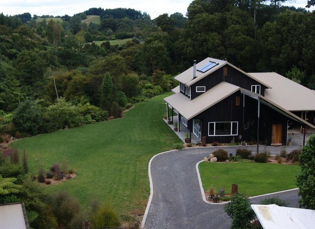 Gully Retreat Karapiro