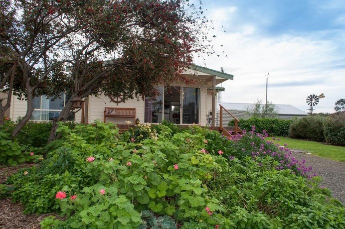 Photo: Admirals Inn Kingscote Photo: Admirals Inn Kingscote
