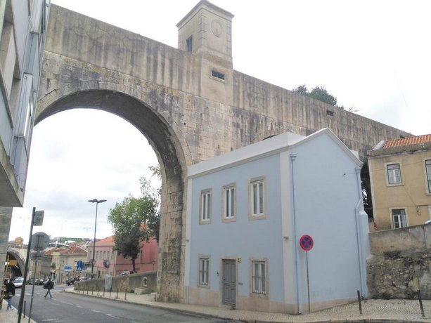 RH Aqueduto Lisbon House