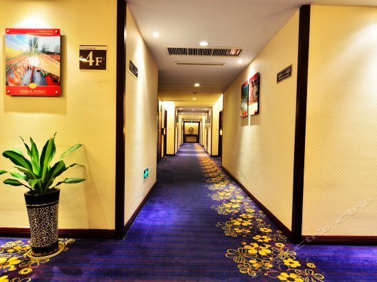 Shanggao Business Hotel