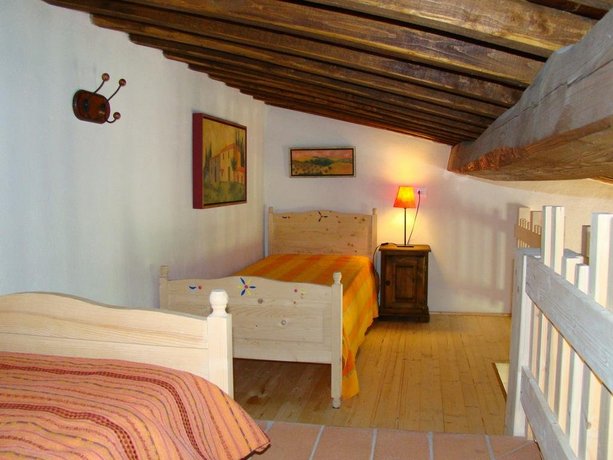 Agriturismo Podere Giarlinga