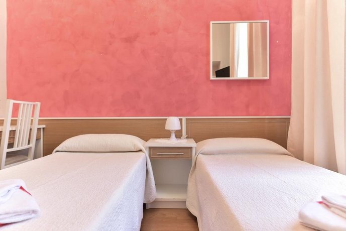 Claudia Suites