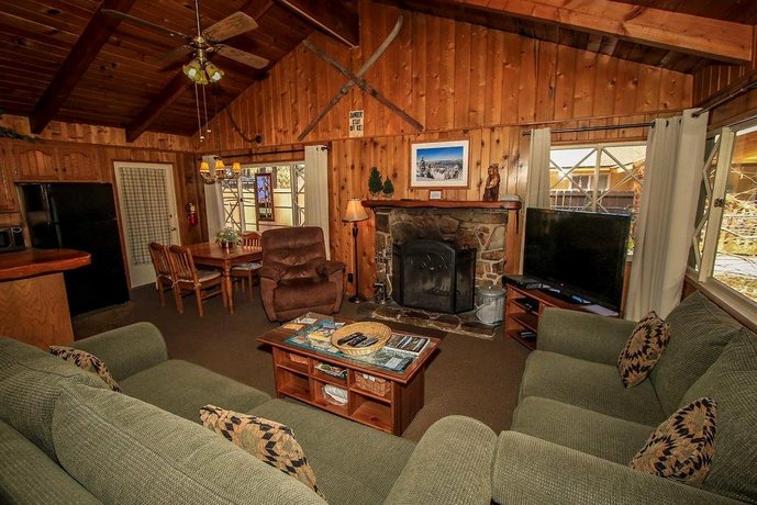 Oriole Cottage-621 by Big Bear Vacations