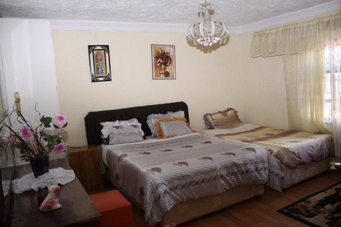 Guest House Macauly