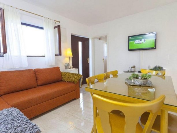 Holiday Home Nona Tucepi