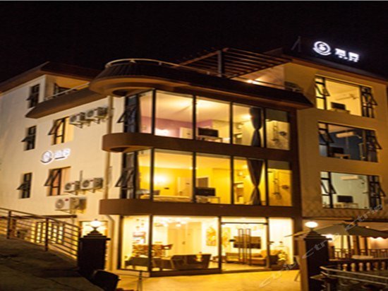 Season Seaview Inn