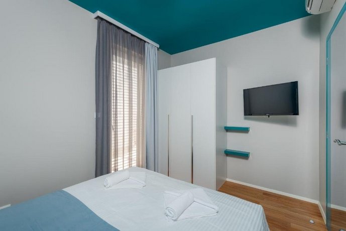 Apartments and Rooms Azzurra