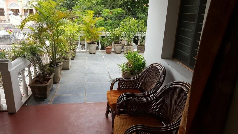 White Villa Puducherry Pondicherry