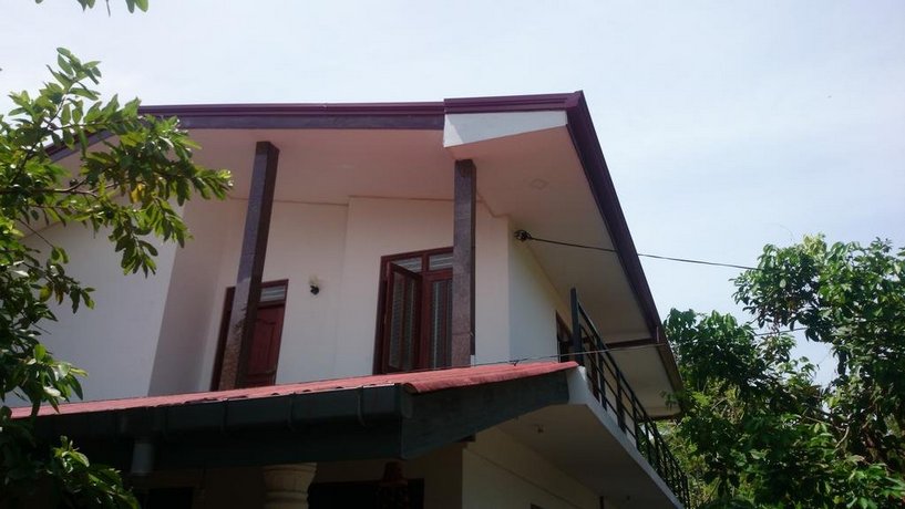 Kavirose Holiday Home