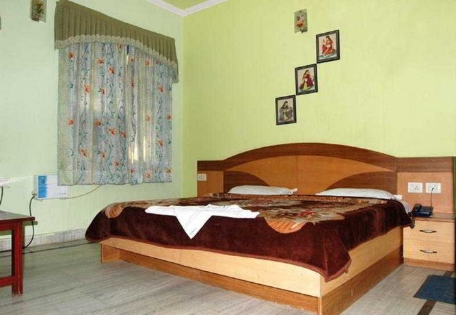 Hotel Ambica Deluxe New Delhi