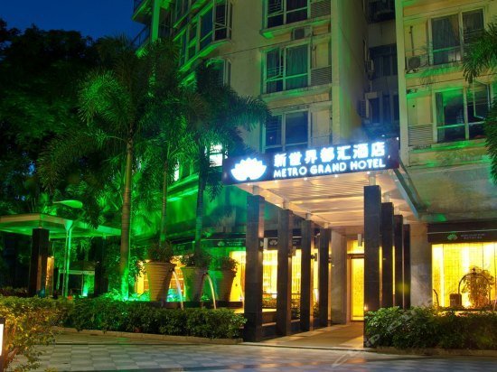 The L A Hotel